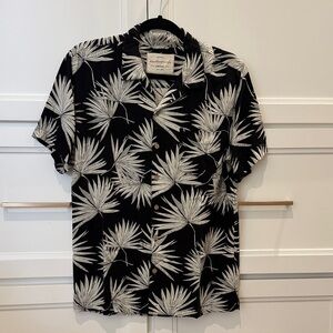 Weatherproof Vintage Palm Leaf Men's Shirt